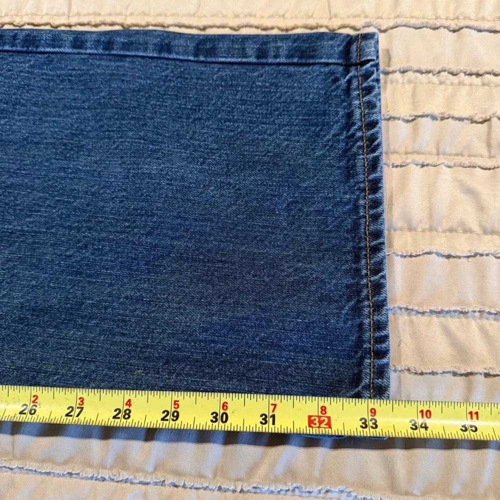 Cremieux Men’s Bootcut Denim Jeans 38x34